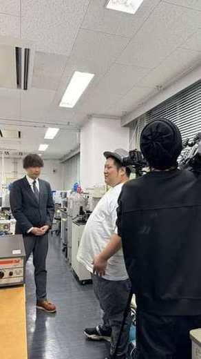 実験室での撮影の様子